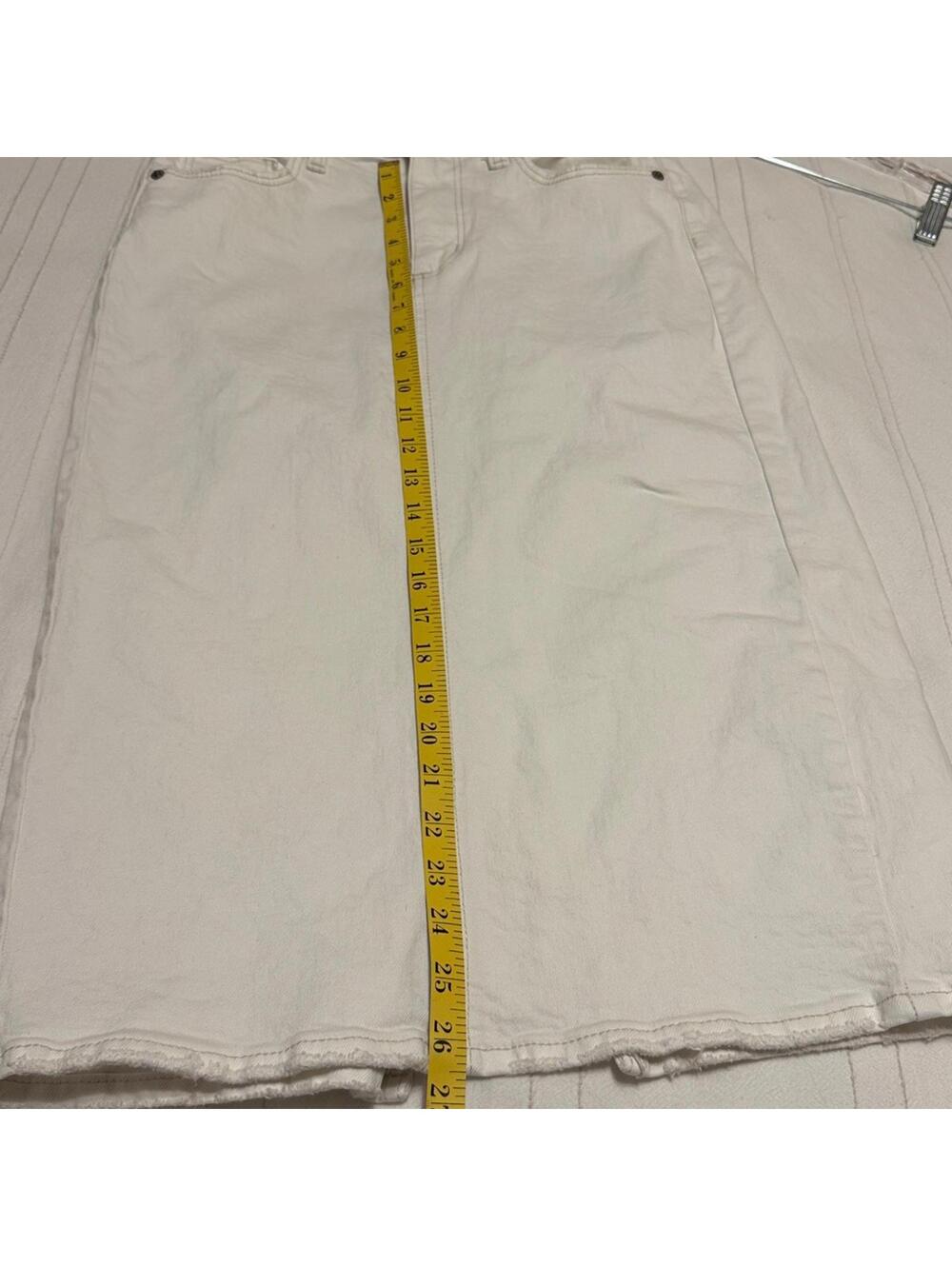 Universal Thread White Denim Midi Pencil Skirt Back Slit Raw Hem Size 2 - Picture 5 of 6